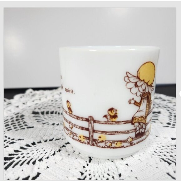 Holly Hobby Daisy Mug Vintage 1970s Milk Glass Holly Hobby Friends Kirby Martin - Picture 5 of 9